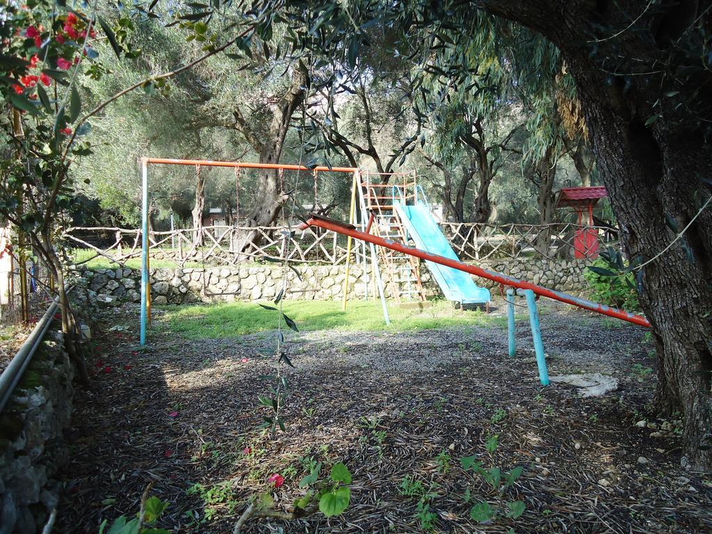 Camping Paleokasztríca Kültér fotó